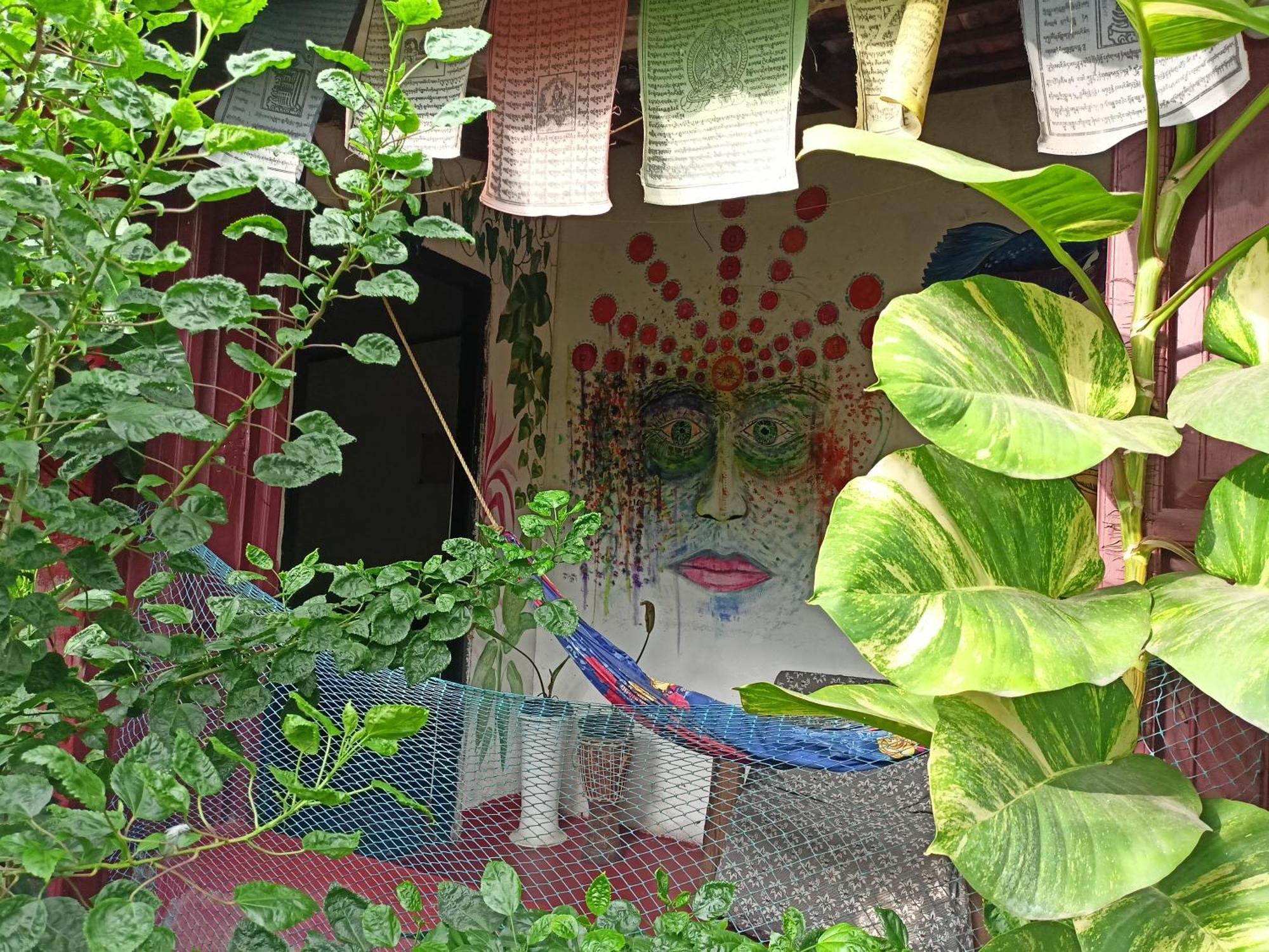 Hotel The Blues Alappuzha Esterno foto